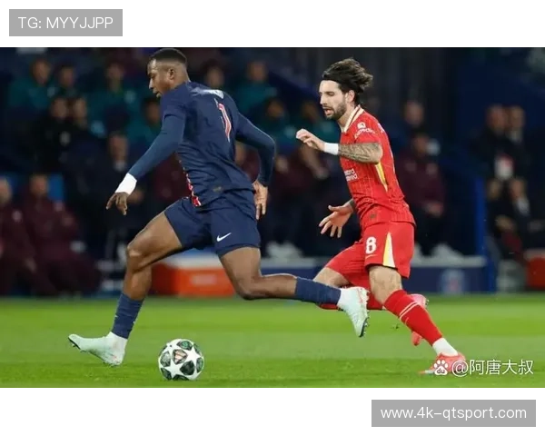 巴黎球迷王子公园球场拼图，致敬球队六冠王